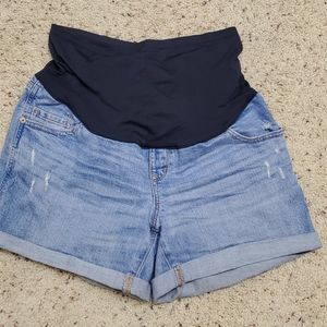 Old Navy maternity shorts